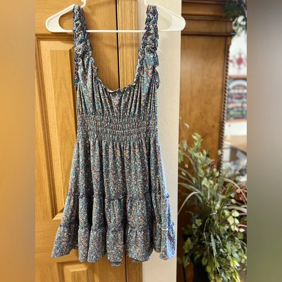 Urban Outfitters Small Blue Mini Floral Print Jersey Dress - Picture 1 of 6
